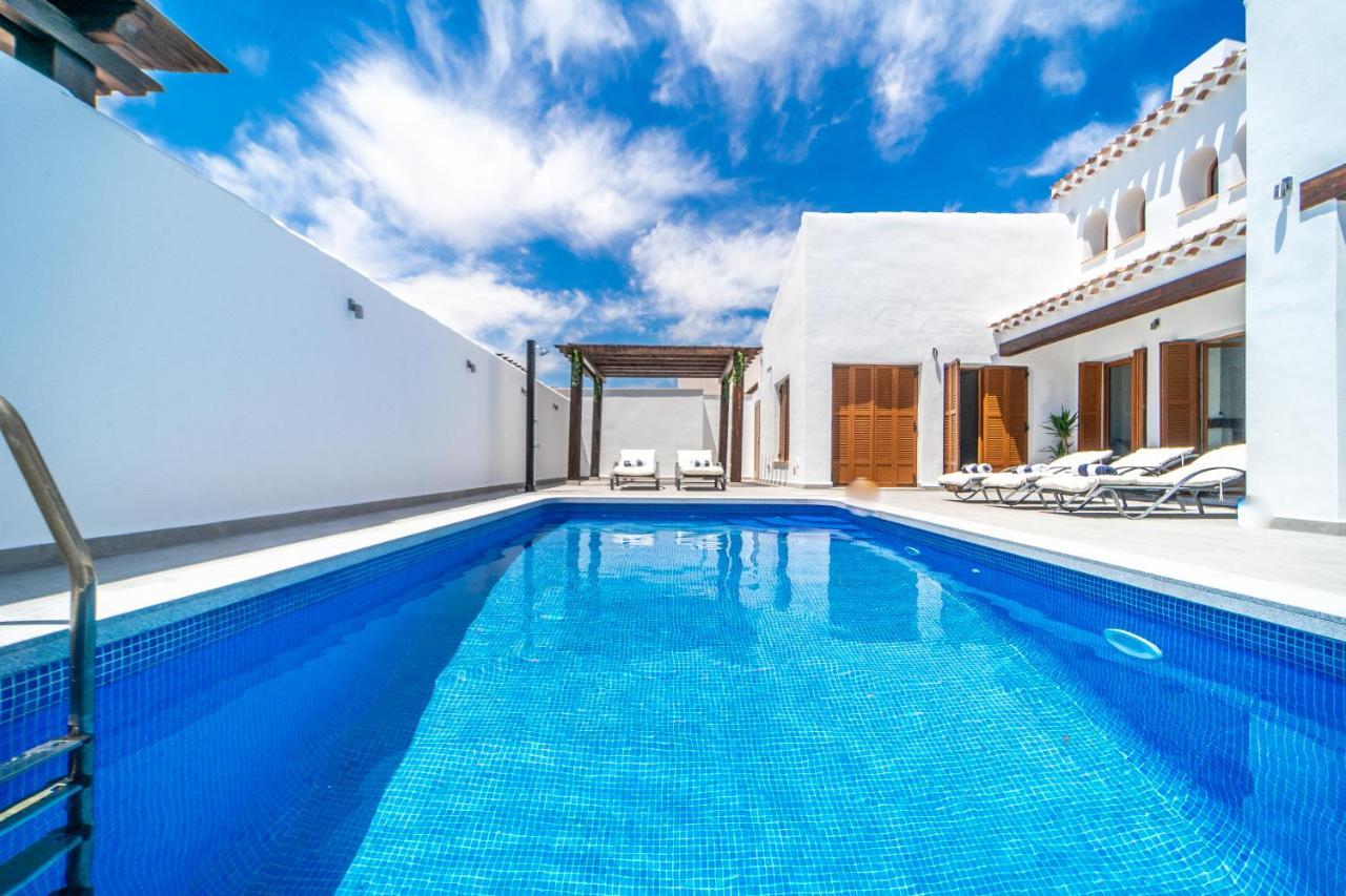 Three Bedroom Luxury Villa El Valle Golf Resort Banos y Mendigo Exterior photo